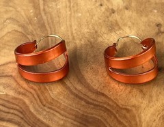 Vintage Copper Orange Hoop Earrings 14KT Wire Posts Retro Mod 1/2” Hoops NOS