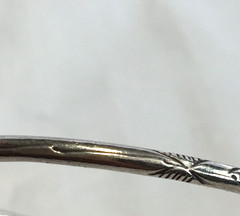 VINTAGE STERLING SILVER BANGLE WEST INDIES ISLAND POD CUFF BRACELET 16g