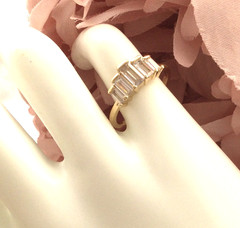 Vintage Jewellery Yellow Gold Ring White Sapphires Antique Deco Jewelry small