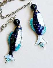 Vintage Enamel Fish Pendant Silver Tone Glass Beaded Necklace