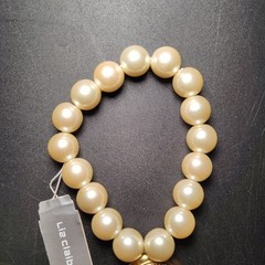 NWT VTG Liz Claiborne Beaded Ivory Pearl Medallion Stretch Bracelet Made in USA