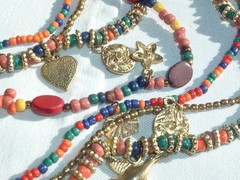 VINTAGE 7 STRAND MULTI COLOR GLASS BEAD CHARM NECLACE