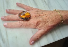 LARGE 1 ½” x 1 ⅜” Vintage AMBER STERLING Silver LEAVES RING 19.5 grams Size 8