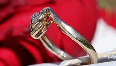 10k yellow gold ring natural diamond heart size 6 handmade 2.15gr N195