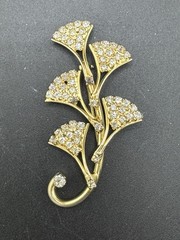 Unmarked Rhinestone Elegant Brooch / Pin (Loose Back) See Pics