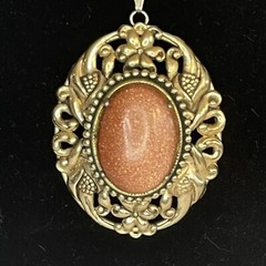 Vtg Lace Gold Stone Pendant Necklace Art Nouveau Textured Oval Chain Large Cameo