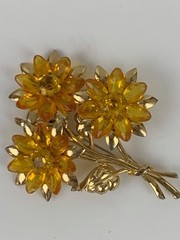 Flower Vintage Gold Tone Faux Citrine Topaz Prong Set Size 93 x 75 mm N674