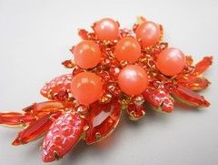 JULIANA DELIZZA & ELSTER ORANGE RHINESTONE MOONGLOW LUCITE BROOCH & EARRINGS SET