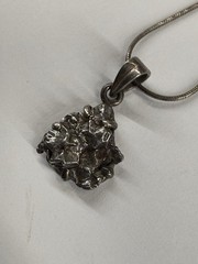 VINTAGE 925 ITALY STERLING SILVER NECKLACE WITH IRON METEORITE PENDANT