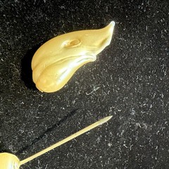 Vintage 1940’s Jabot Pin Lucite Plastic Resin Shell? Winged Victory Ivory Lovely