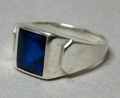 VINTAGE STERLING SILVER BLUE STONE STATEMENT RING 4158