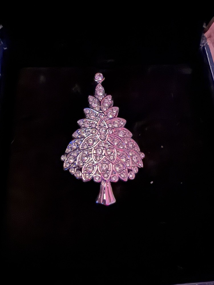 Swarovski Annual Edition 2000 Christmas Tree Brooch Pin Crystal Boxed Rare Vtg