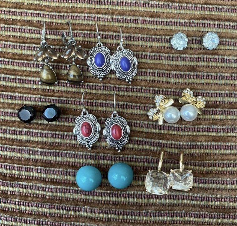 Assorted Costume Earrings Mixed Lot 7 Pairs Multicolor Metal Glass Plastic Women