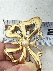 Vtg SIGNED AAI Gold Tone Faux Pearl Butterfly & Flower Brooch Pin 2 Set