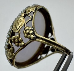VINTAGE ANTIQUE 14K YELLOW GOLD GENUINE LAVENDER JADE SEED PEARL RING SZ. 6 3/4
