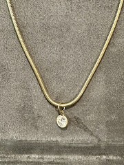 Vintage Gold Tone Necklace 15.5″ with Round 1/4″ Simulated Diamond
