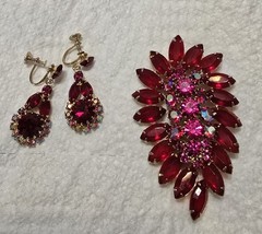 Vintage Juliana Costume Jewerly Ruby Color And Matching Earrings