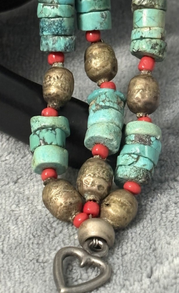 southwestern Style Bracelet Beaded Blue Red Stone triple Strand 7”￼