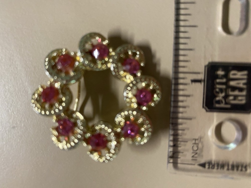 vintage unbranded brooch
