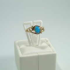 Vintage 14k Gold Blue Green Fire Opal Cocktail Ring size 6.75 2.55g