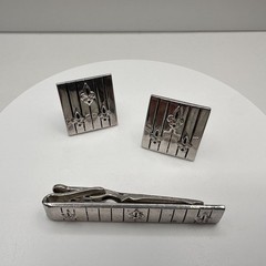 Vintage 90s Swank Silver Tone Fleur De Lis Cufflinks & Tie Clip Set Jewelry