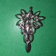 Vintage Juliana DeLizza & Elster White and Black Frosted Satin Rhinestone Brooch