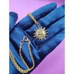 Vintage Gold-tone Sun Face Pendant Necklace 90s Celestial Whimsy Y2K Cosmic 24″