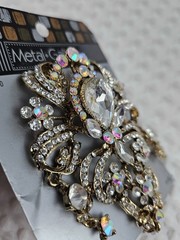 Vintage Ornate Gold Tone Rhinestone Statement Piece Brooch Pendant Pin Stunning