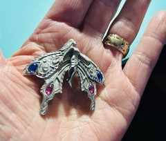 Vintage Fable Signed Pewter Winged Fairy Garden Jeweled Brooch Pin 2″