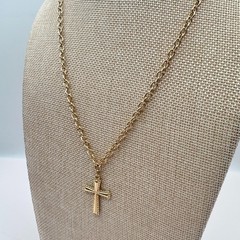 Vintage 80s Gold Tone Cross Pendant Necklace Chunky Chain Statement Jewelry Y2K