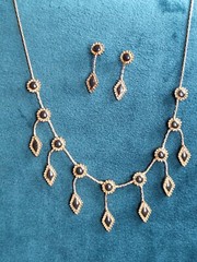 Vintage Gold Tone w/ Black Enamel Necklace & Earrings Set 16″ – 18″ Dangle