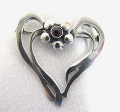 Sterling Silver & Garnet Open Heart Pin Art Nouveau1 5/8″ x 1 5/8″