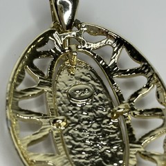 Vintage Necklace Pendant Gold-Tone Retro 60s 70s Lucite Plastic Stone