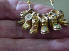 GRANDMA CHARM HOLDER w 7 SHOE CHARMS W CHAIN NECKLACE #7/18V