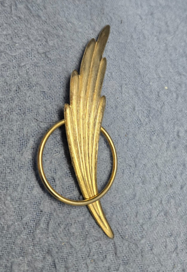Art Deco Feather Brooch Pin 3.5 In Gold Elegant Vintage Glam Chic Retro Gift
