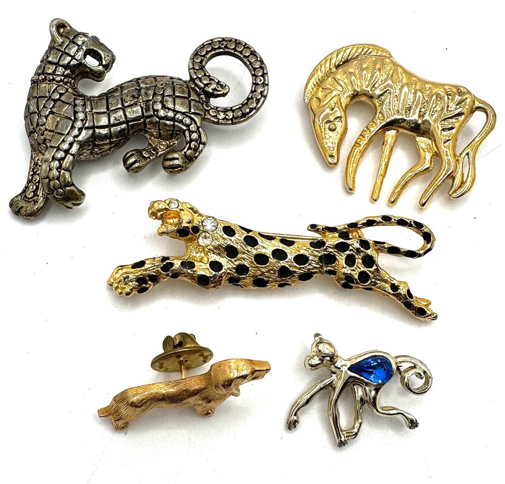 Lot 8 Vtg Figural Leopard Zebra Dachsund Etc. Brooches Pins Liz Claiborne Etc.