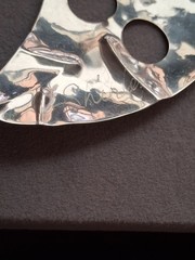 Abstract mask design large brooch silvertone, asymmetrical, VTG,…
