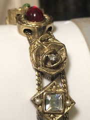 Vintage GOLD TONE SLIDE BRACELET MULTIPLE STONES 7 1/2”