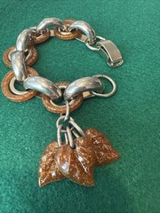 Vintage Chunky Root Beer Acrylic Metal Boho Dangle Charm Bracelet Leaves