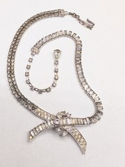 Vintage JOMAZ Signed Joseph Mazer Clear Rhinestone Silver Tone Necklace ⚠️Read