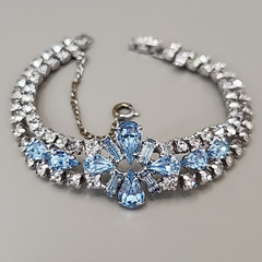 Vintage Rhinestone Bracelet Blue Clear Tapered Silver Tone Safety Chain 6.5″