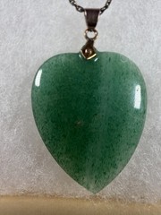 14K Gold Bail Green Heart Stone Pendant 1/20 14K GF 18” Necklace Vintage