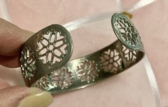 Vintage Silver Plated Metal Openwork Filigree Floral Pattern Cuff Bracelet