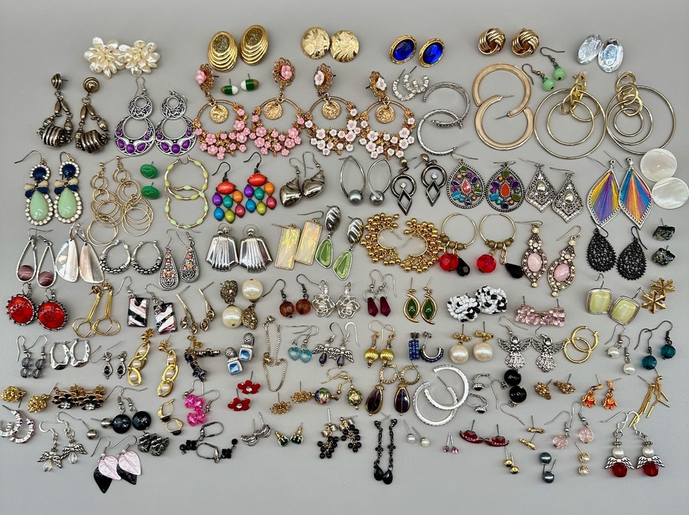 Vintage Modern Earrings Lot Pierced Glass Lucite Flower Dangle Drop 100+ Pairs