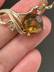 Vintage Sarah Coventry Gold N’ Glory Necklace 17.75” Goldtone AN Rhinestone READ