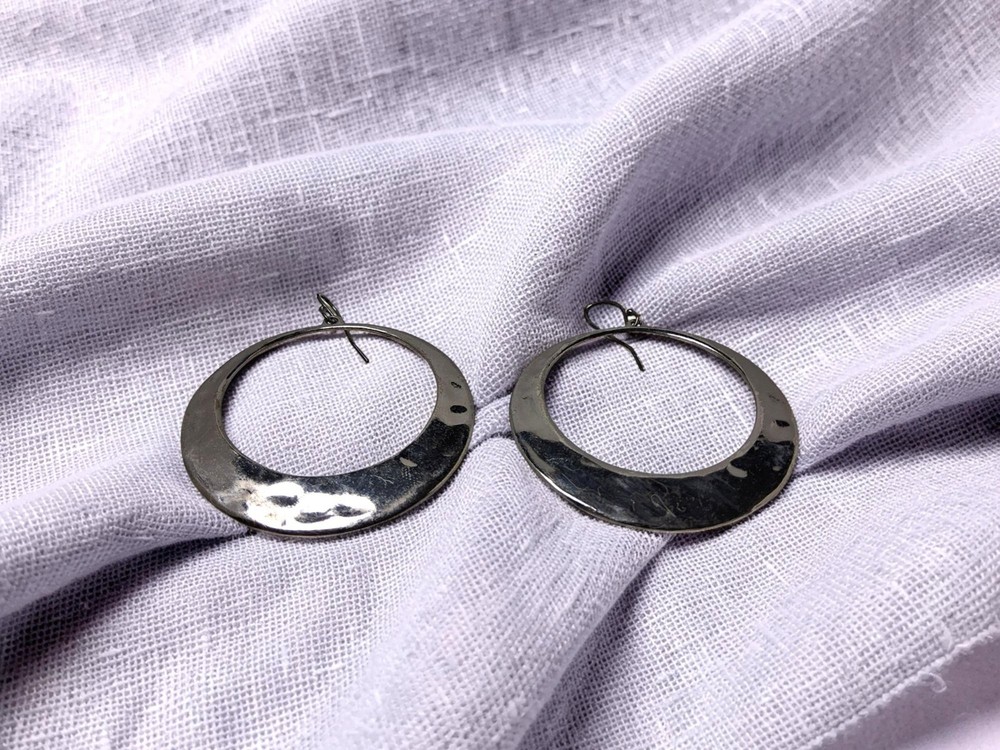 Vintage Silver Tone Hammered Ear Wire 1.78″ Diameter Hoop Earrings