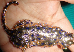 MMA CN CINER signed leopard shaped pin with rhinestones-OMG!!