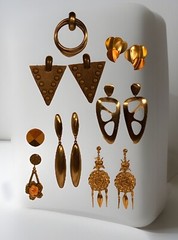 VTG Costume Jewelry Pierced Earrings Lot Studded Leather Wood Tri-toned Metal