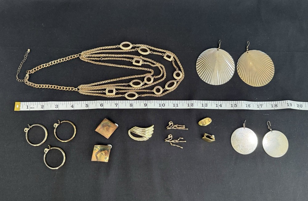 Vintage Estate Gold Silver Jewelry Lot Signed Monet Park Lane Brooch Necklace