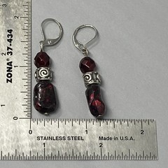 Beaded Dangle Drop Earrings Garnet Color Silver Tone Leverback Acrylic Pierced